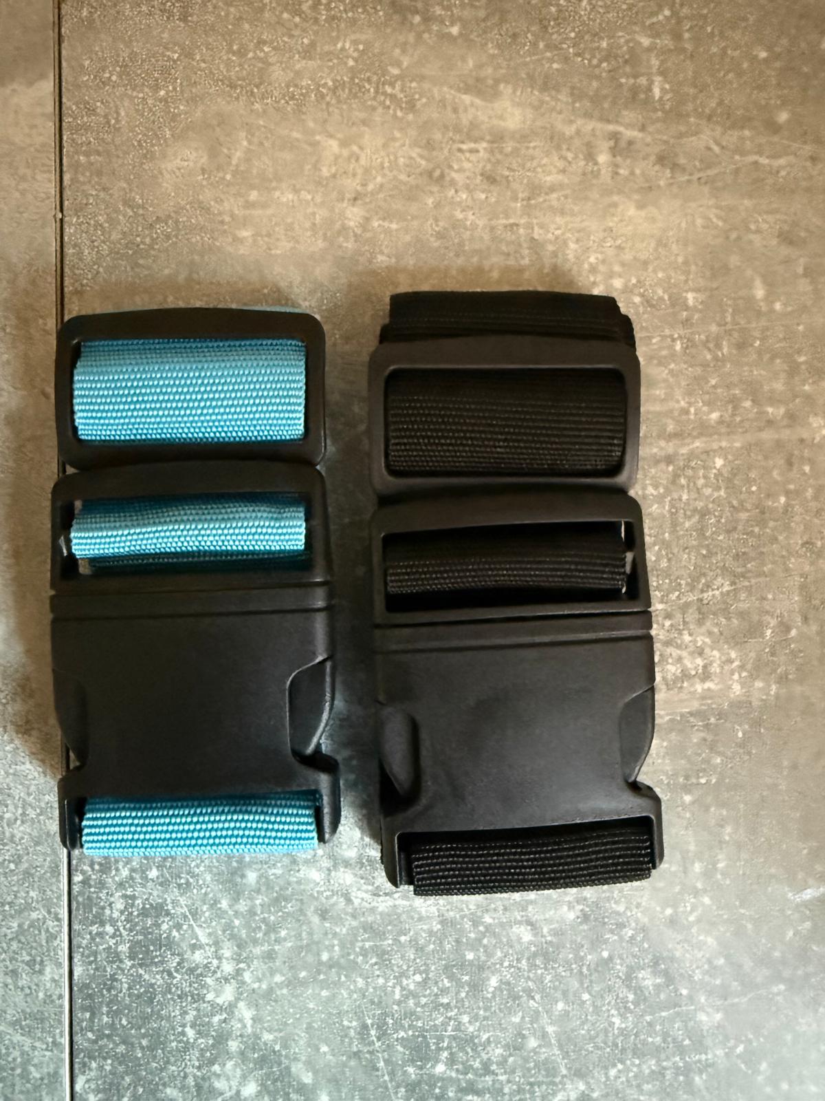 Pack of Luggage Straps — view 2
