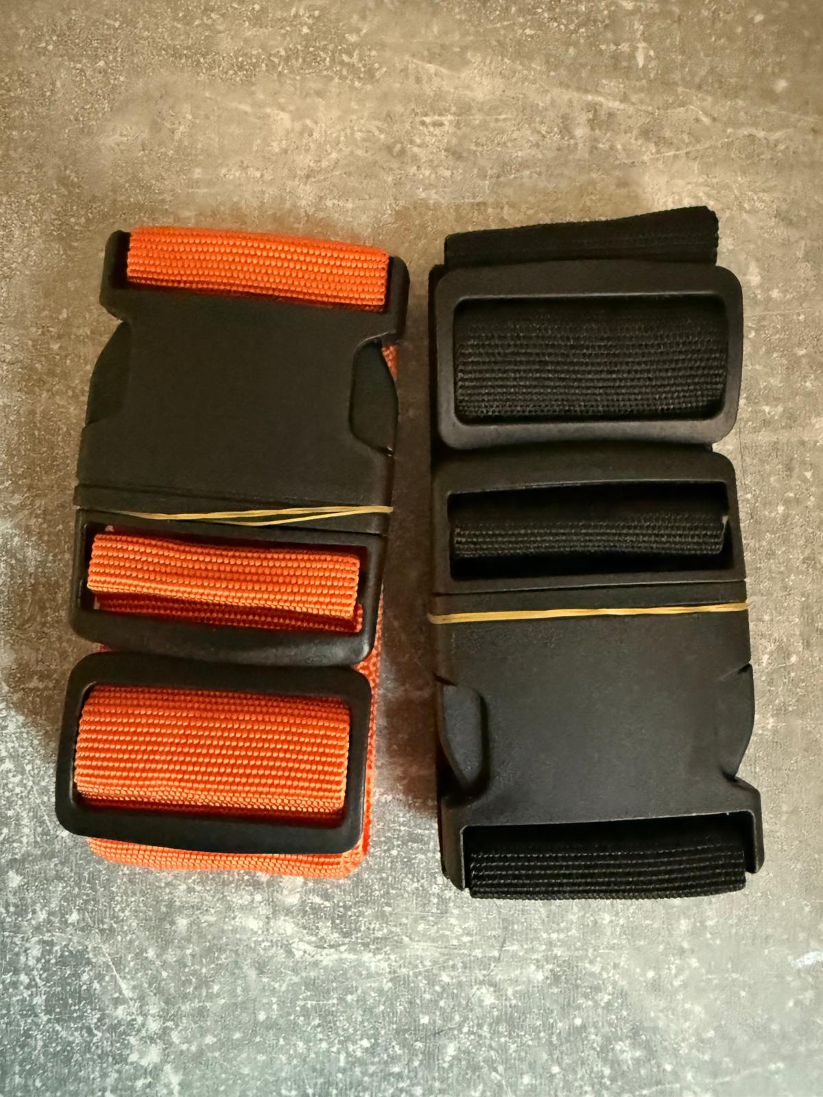 Pack of Luggage Straps — view 3